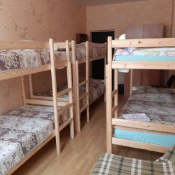 Кровать в 6-местном общем номере (общие удобства на этаже)