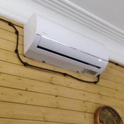 Номер стандарт с 1 двуспальной кроватью 