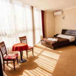 Номер эконом с 1 двуспальной кроватью