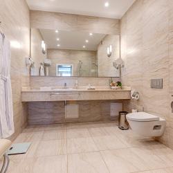 Номер полулюкс (мансарда)