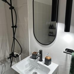 Фото Апартаменты на проспекте Академика Cахарова 27