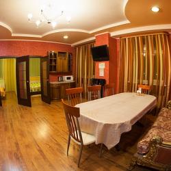 Номер люкс с 2 двуспальными кроватями