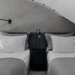 Фото Отель 1715 Duplex Hotel (1715 Дюплекс)