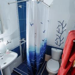 Комната стандарт с 1 двуспальной кроватью и балконом