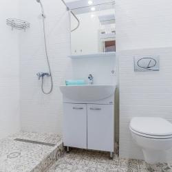 Фото Отель LetoApart (ЛетоАпарт) на улице Крымская 22 корпус 12