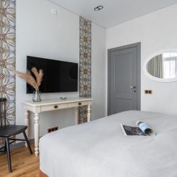 Фото Отель Leon Estate (Леон Эстейт) на проезде Спортивный 3