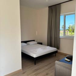 Номер стандарт с 1 двуспальной кроватью