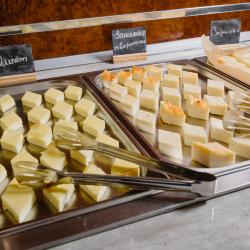 Фото Отель Family Pride Inn (Фэмили Прайд Инн)