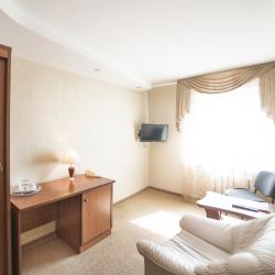 Номер люкс с 1 двуспальной кроватью