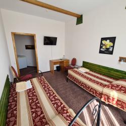 Номер эконом с 2 односпальными кроватями