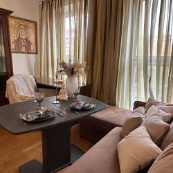 Фото Отель ДзенХоум на улице Полтавская 11