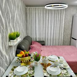 Фото Апартаменты на улице Краснодонская 8