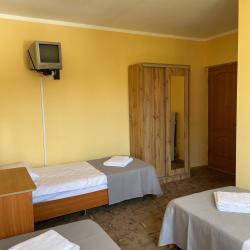 Стандарт с тремя односпальными кроватями