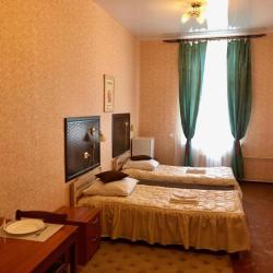 Номер полулюкс с 2 односпальными кроватями
