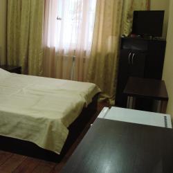 Номер стандарт с 1 двуспальной кроватью