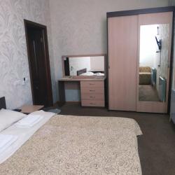 Номер стандарт с 1 двуспальной кроватью (с завтраком)