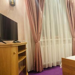 Апартаменты стандарт Кирова 28 с 1 двуспальной кроватью