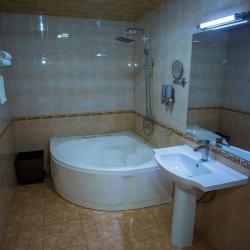 Фото Отель Karvon Saroy (Карвон Сарой)