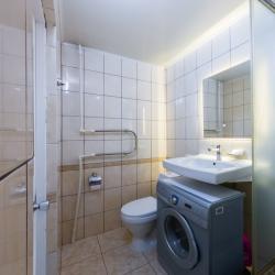 Фото Отель ApartUnit (АпартЮнит) на улице Челюскинцев 21
