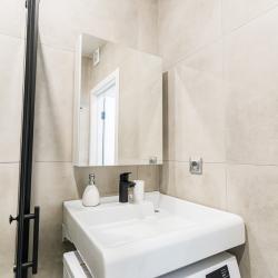 Фото Отель LetoApart (ЛетоАпарт) на улице Вербовая 7-10