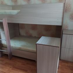 Кровать в 8-местном мужском номере (4 этаж)