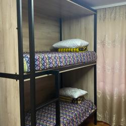 Кровать в 6-местном общем номере