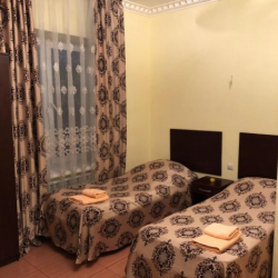 Фото Отель Ronai Holl (Роннай Холл)