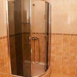 Номер люкс с 1 двуспальной кроватью  #207