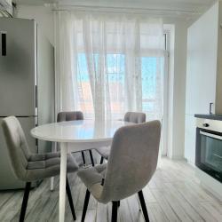 Фото Апартаменты на улице Мурата Ахеджака 3