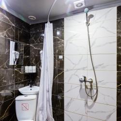 Номер стандарт улучшенный с 1 двуспальной кроватью