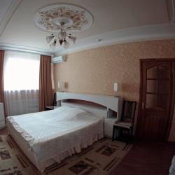 Фото Отель Надежда