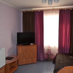 Номер эконом улучшенный с 1 двуспальной кроватью