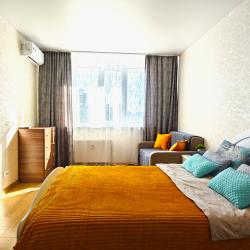 Фото Апартаменты на улице Чистопольская 12