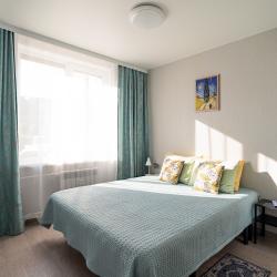 Фото Апартаменты на улице Сочинская 1