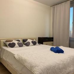 Фото Апартаменты на улице Инициативная 7В