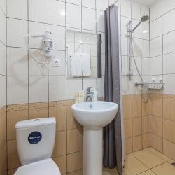 Номер стандарт с 1 двуспальной кроватью