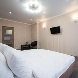 Фото Отель Smile Apartments (Смайл Апартментс) на улице Жмайлова 4Г