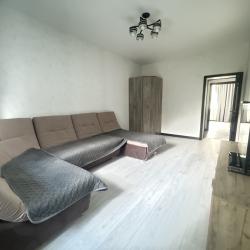 Фото Уютные двухкомнатные апартаменты на улице Невская 2