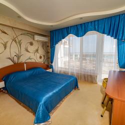 Yacht Club Yalta (Яхт-клуб Ялта) — 2c985dc02c8769fe8da26be9d453f2a9