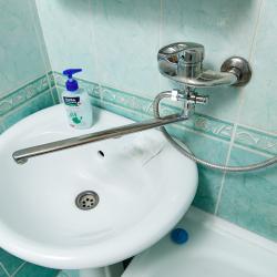 Номер стандарт с 2 односпальными кроватями с балконом