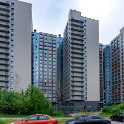 Фото Апартаменты Петербурга на ст. м. Парнас