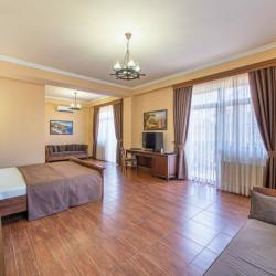 Фото Отель Chalet Provence (Шале Прованс)
