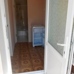 Комната комфорт с 1 односпальной и 1 двуспальной кроватью