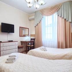 Фото Отель Три звезды (первый корпус)