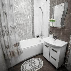 Фото Апартаменты на улице Дружбы 30/1