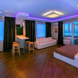 Фото Отель InnHome Apartments (ИннХоум) на улице Героя России А.В. Яковлева