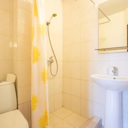 4-местный 1-комнатный номер улучшенный семейный с 1 двуспальной кроватью