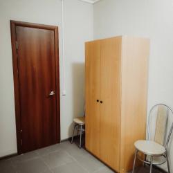 Кровать в 6-местном общем номере