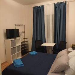 Номер эконом стандарт с 1 двуспальной кроватью №4