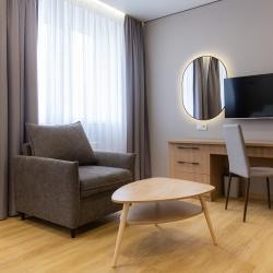 Номер стандарт с 1 двуспальной кроватью